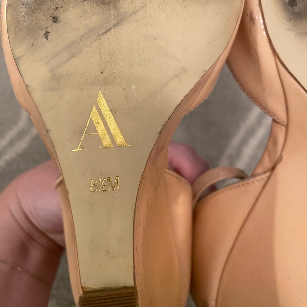 Ava & Aiden Nude Wedge Heels Size 8.5 - Picture 2 of 8